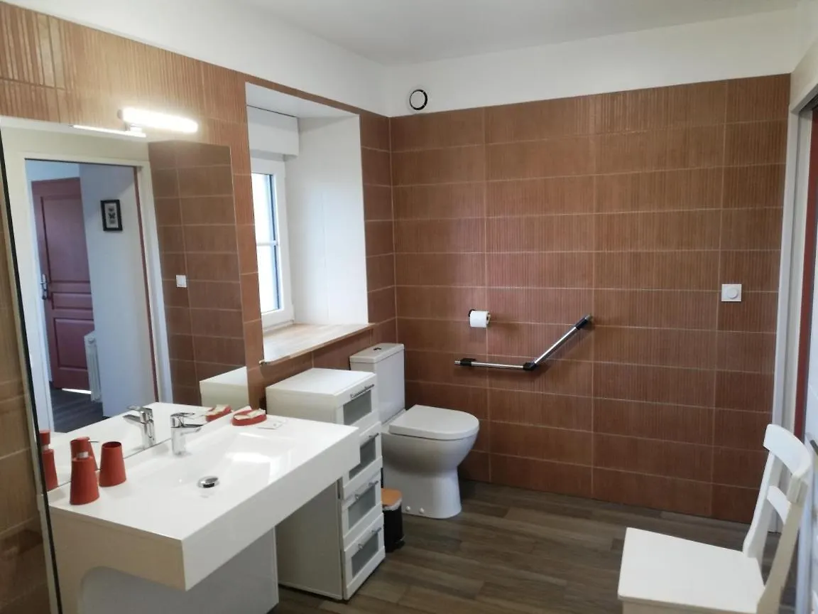 Chambres D'Hotes Des Hirondelles Beaussais Sur Mer Bed & Breakfast